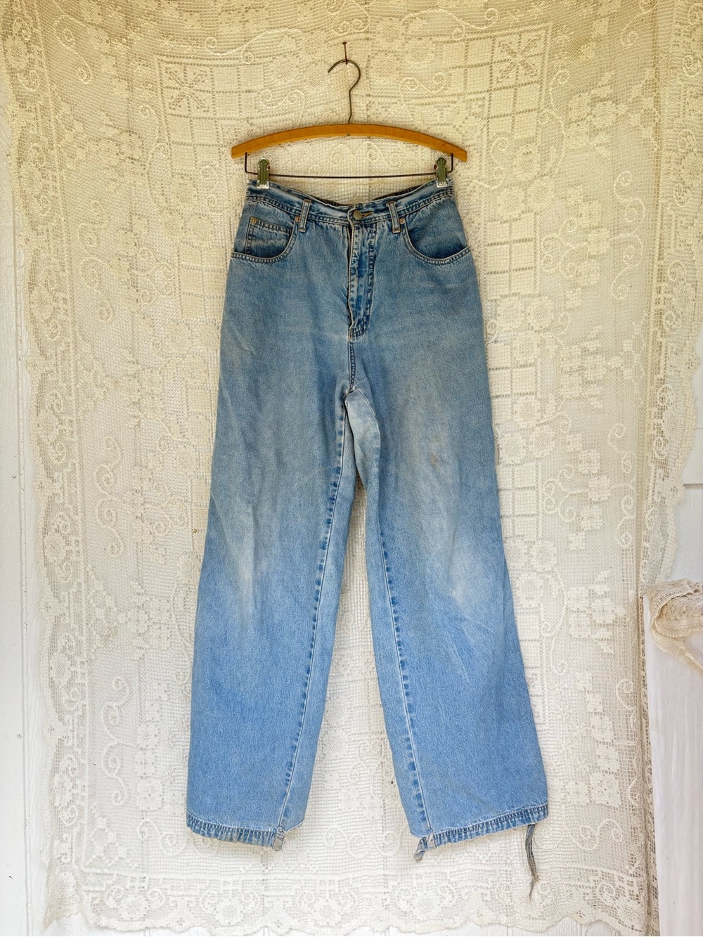 Vintage 90 s Rafaella Light Blue Wide-Leg Jeans destroyed size10